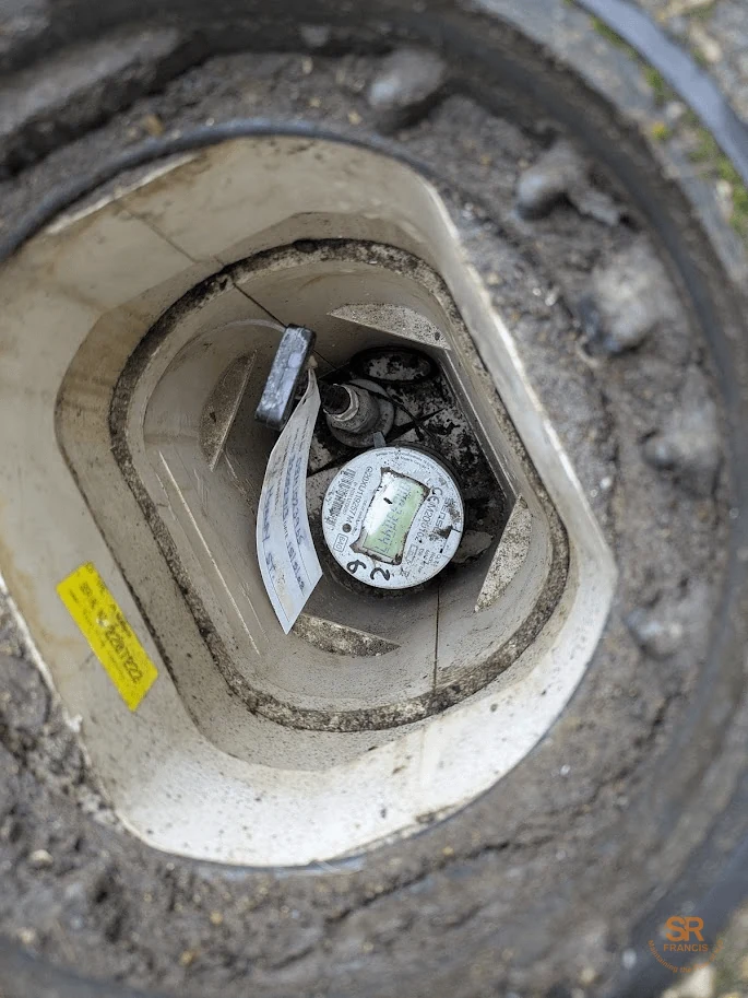 Older external meter shut-off using a removable plastic key